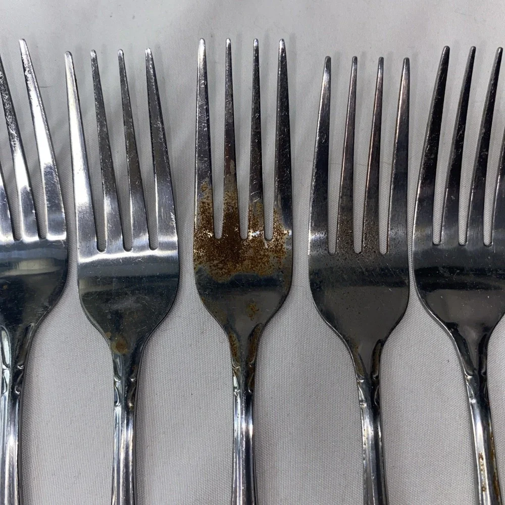 32 Piece R Monogrammed Vintage Flatware Stainless Steel Made In Taiwan